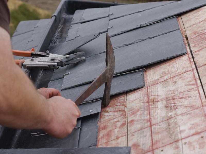 Featured image for “2024 Roofing Material Guide – Slate vs Tile Roof”