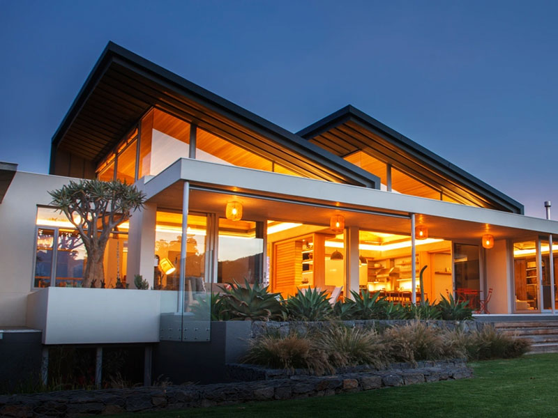 Featured image for “5 Best Modern Roof Ideas to Consider in 2024”