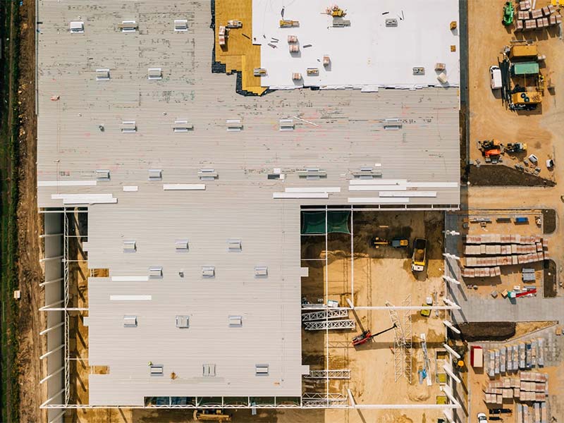 Featured image for “The 9 Highest-Rated Commercial Roofing Manufacturers in 2023”