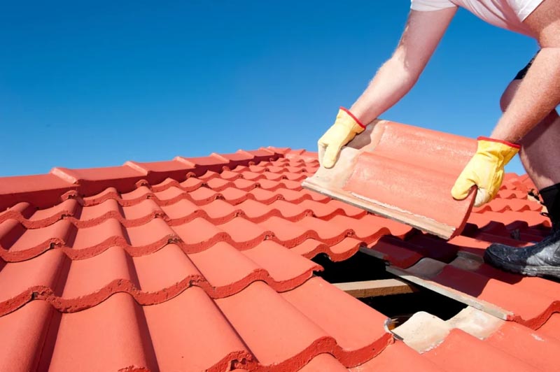 installing-tile-roof