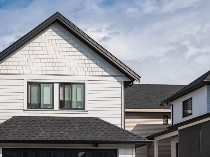 Roof With architectural shingles