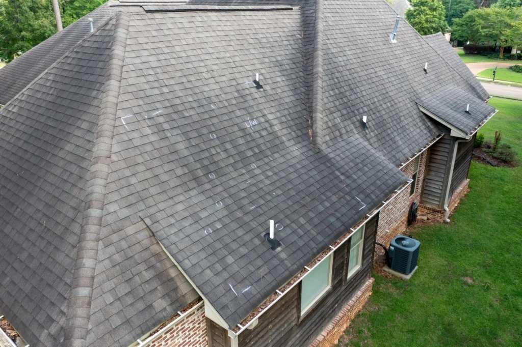 Roof with Hail strom damage
